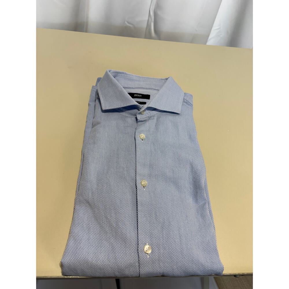 Men's Boss Slim Fit dress shirt 41 16 light blue